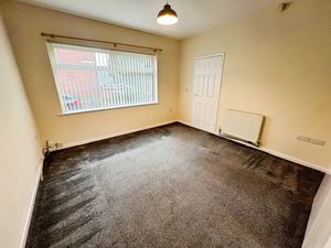 Lounge- click for photo gallery